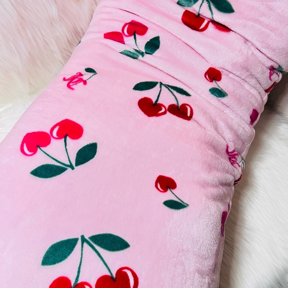 Juicy Couture Body Pillow - Picture 4 of 5